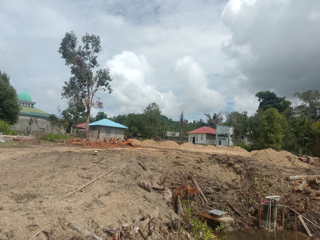 Pembangunan Di Dekat Air Sentosa, Pj. Kades Fukweu: Itu Milik Bupati Sula