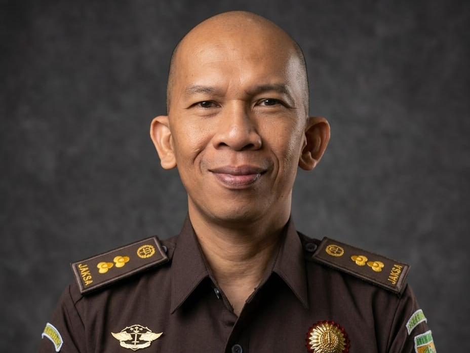 Manipulasi Narasi Digital Dan Profesionalisme Penegakan Hukum: Melawan Arus Trial by Social Media Di Indonesia